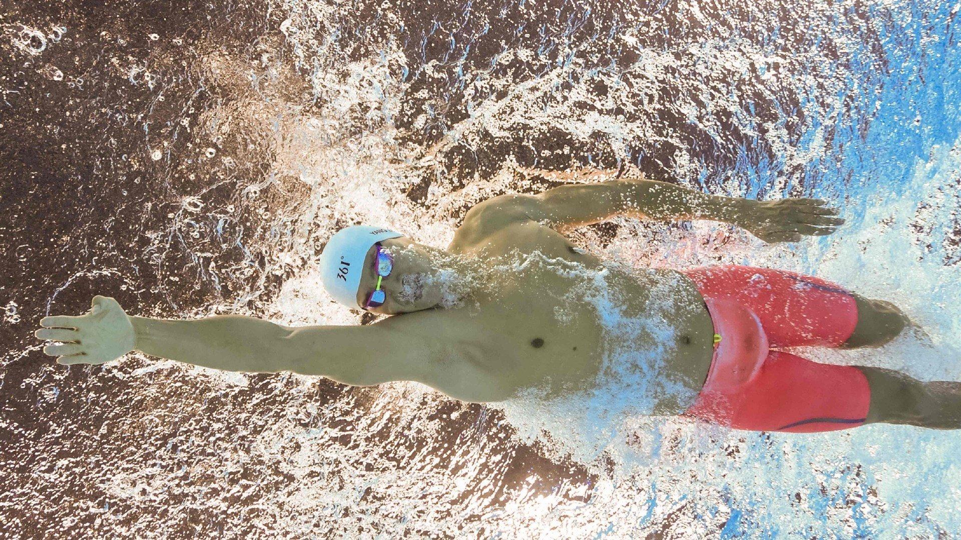 中超联赛激战正酣，争冠保级形势扑朔迷离