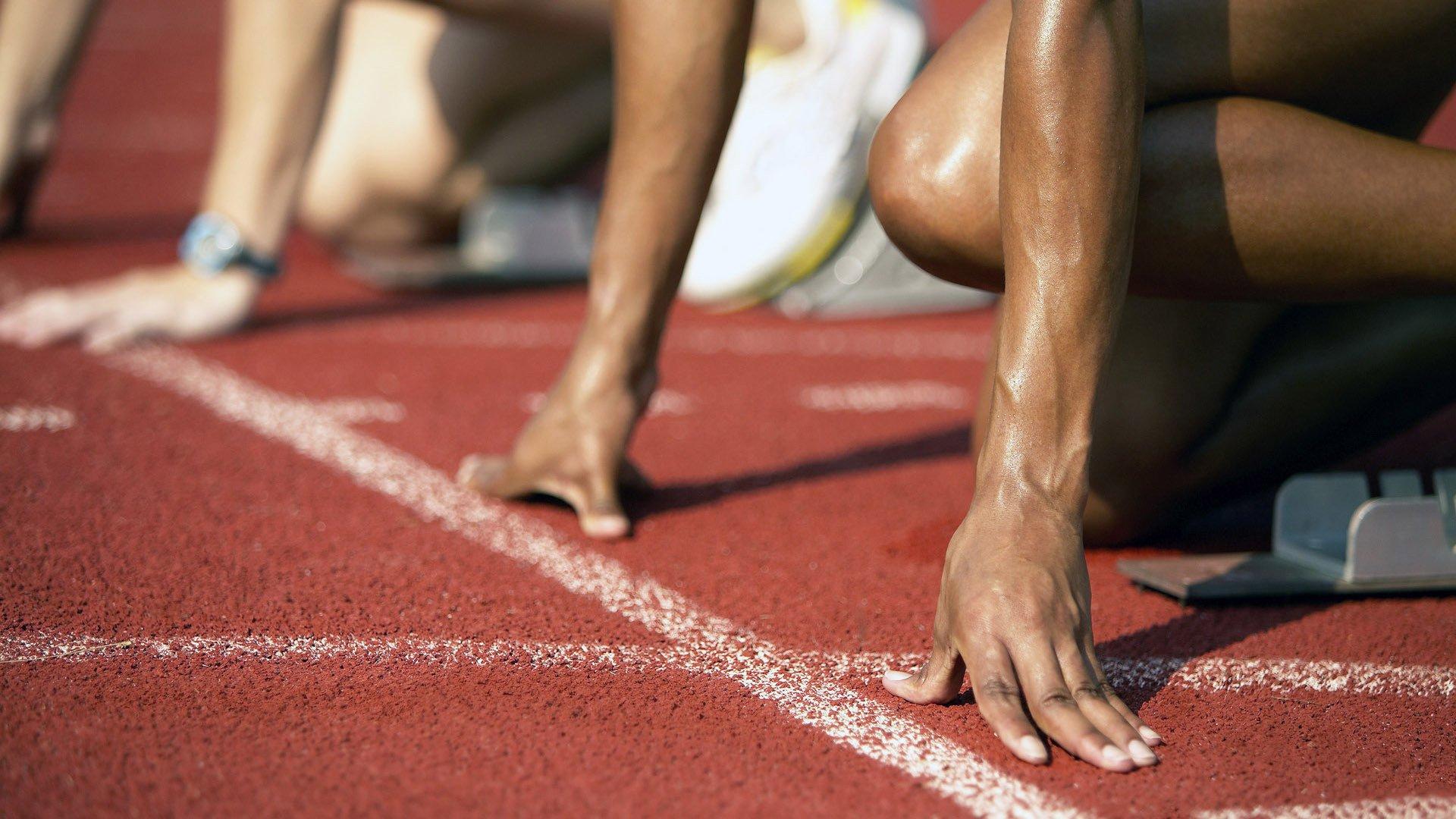 中国蝶泳新星闪耀国际泳联世锦赛,破亚洲纪录夺金创历史